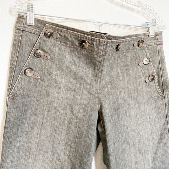 Theory Cropped Jeans with Button details - Picture 4 of 8